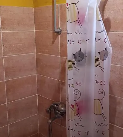 Opus Three - Private Parking Apartment